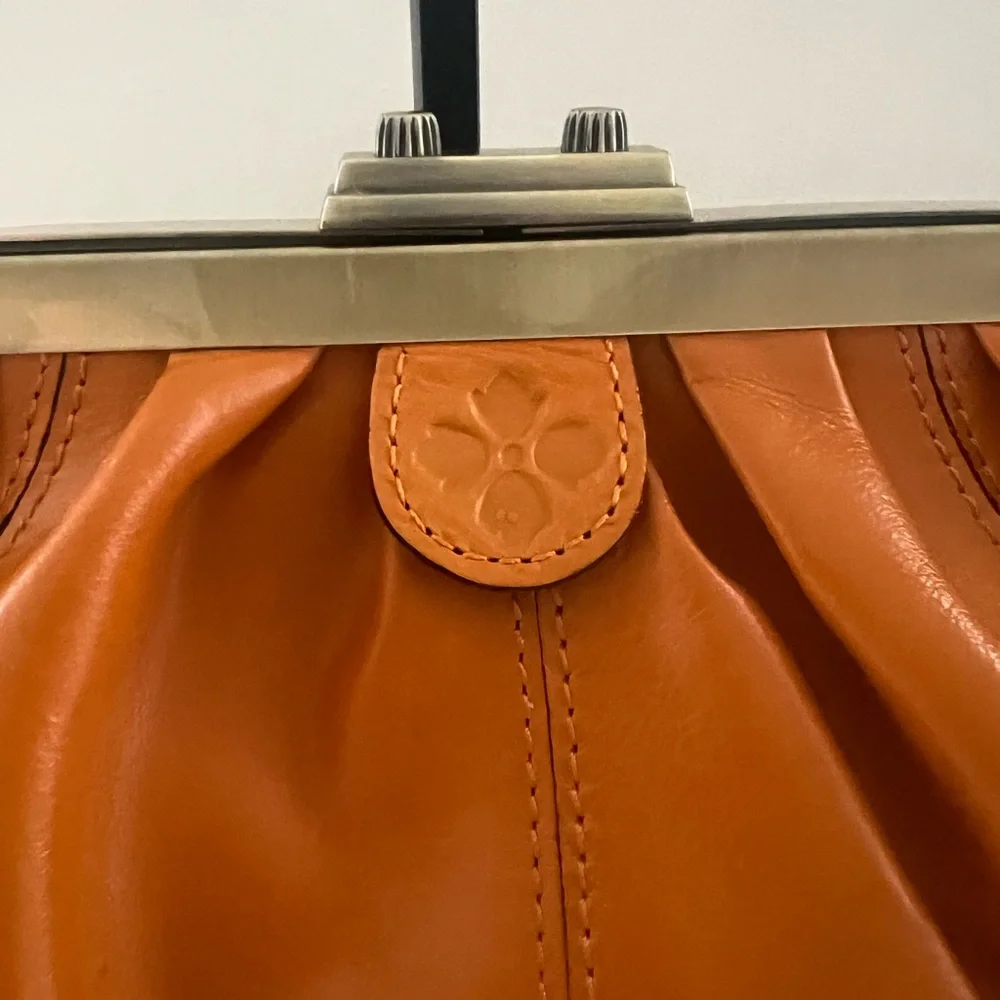 Patricia Nash Burnt Orange Leather Clutch/Crossbody - Picture 4 of 11
